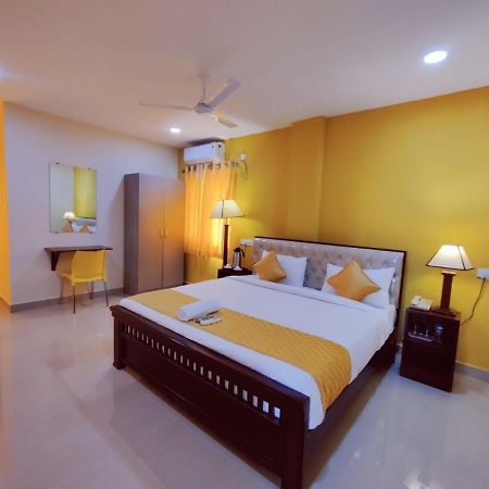 Hotel Prime Classic Shamshabad Exterior foto