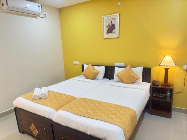 Hotel Prime Classic Shamshabad Exterior foto
