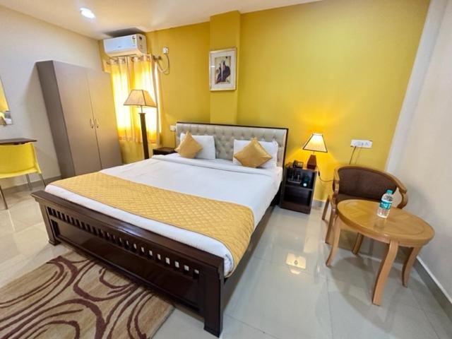 Hotel Prime Classic Shamshabad Exterior foto